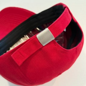 Caps besticken lassen | Firmenlogo & individuelles Desi...